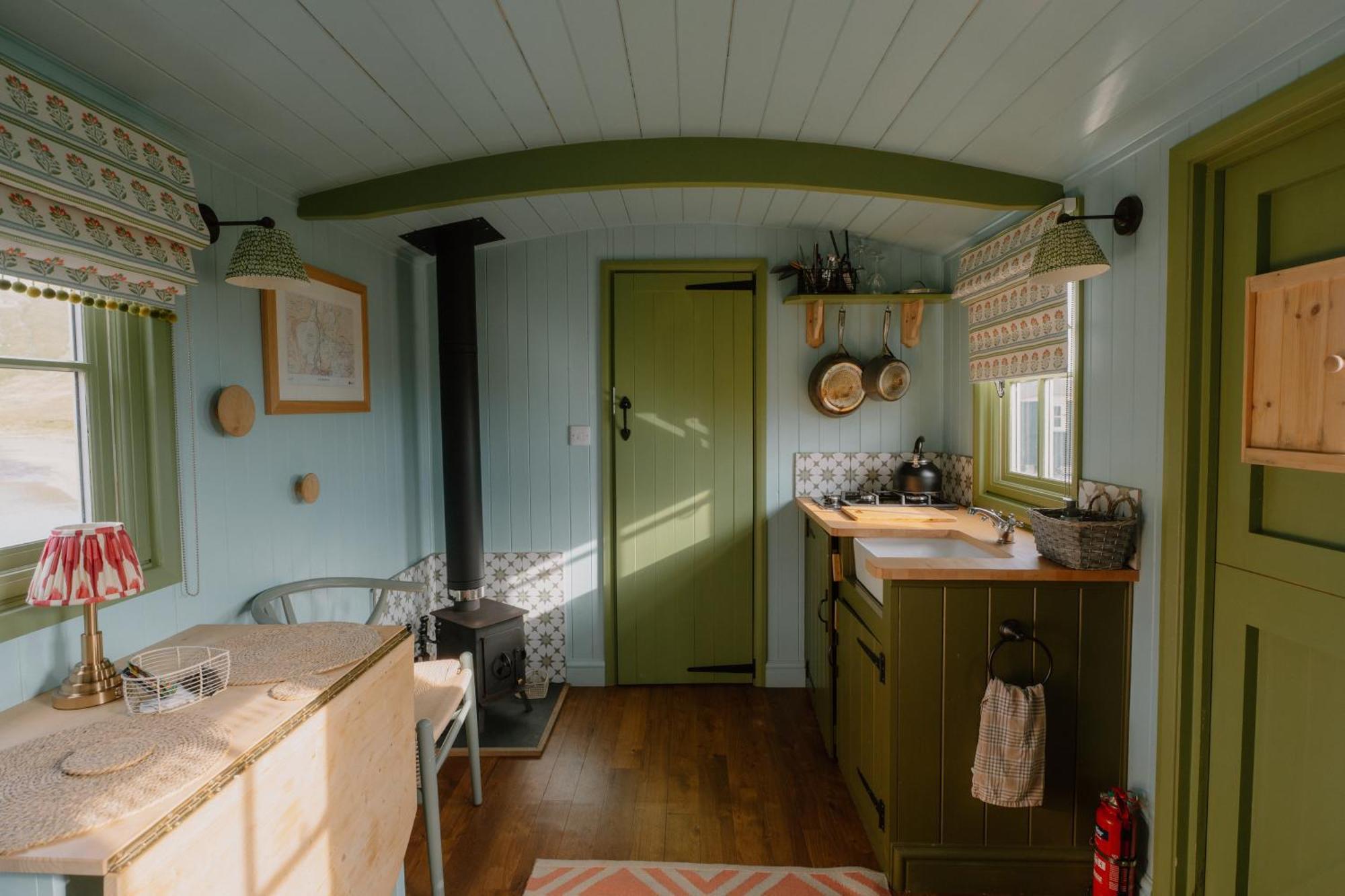Hotel Barlwyd Glamping Blaenau Ffestiniog Exterior foto