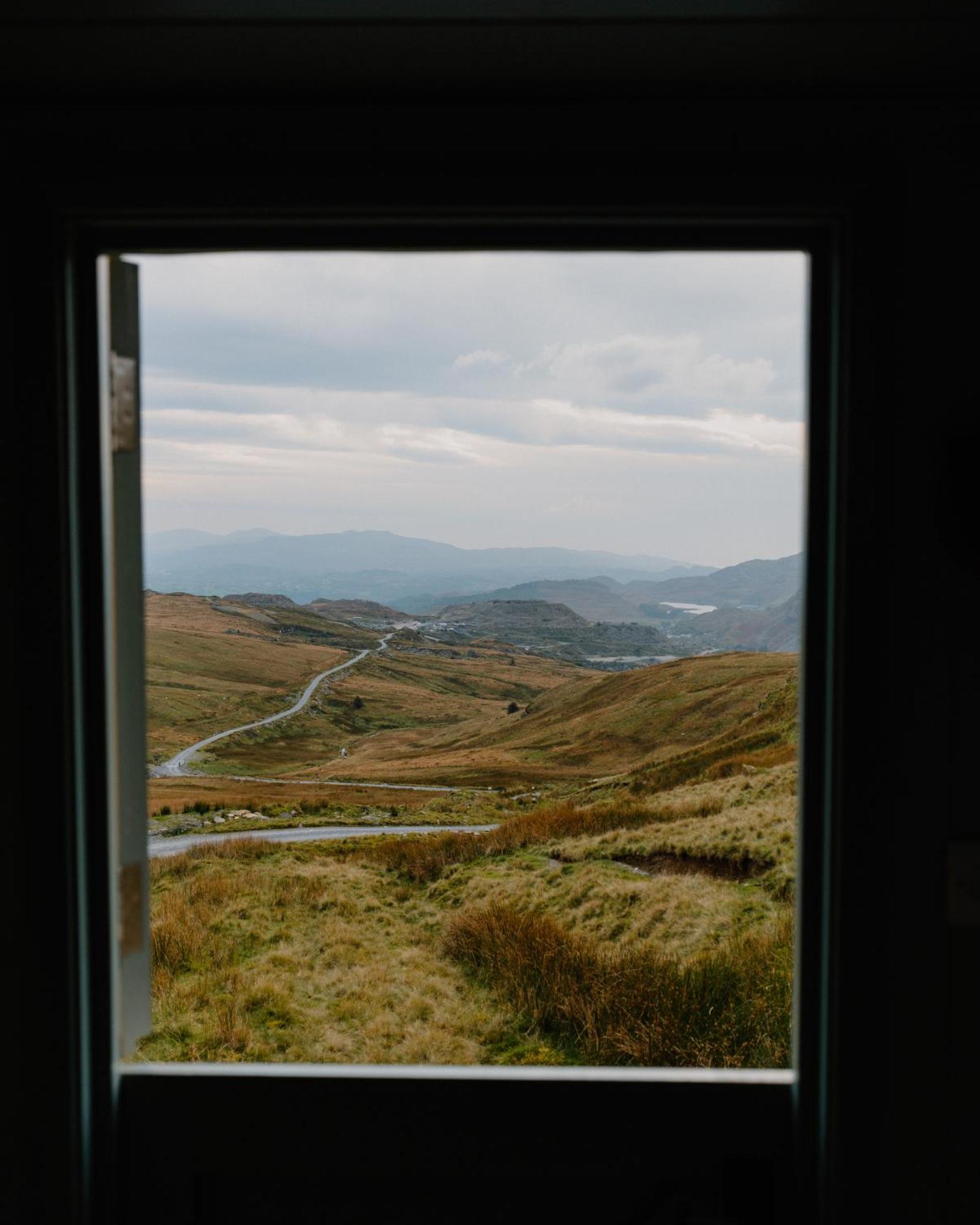 Hotel Barlwyd Glamping Blaenau Ffestiniog Exterior foto