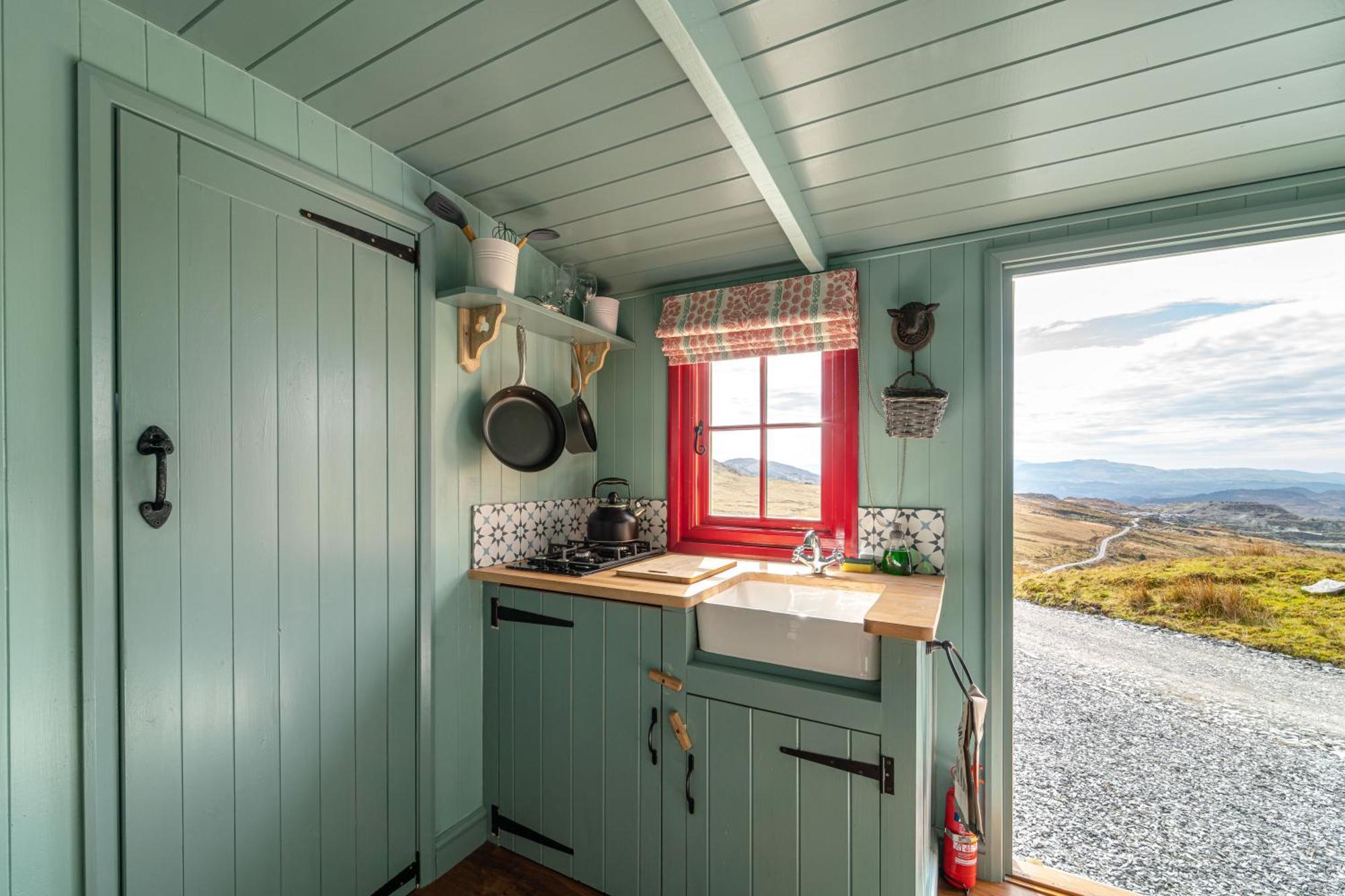 Hotel Barlwyd Glamping Blaenau Ffestiniog Exterior foto